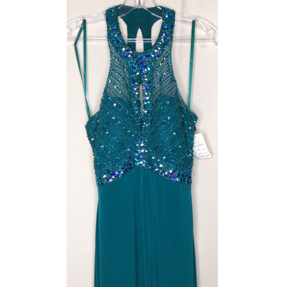 Prom/evening dress - Picture 2 of 7